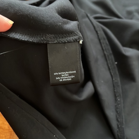 Ann Taylor Relax Fit Black Blouse Size XS - Picture 7 of 9